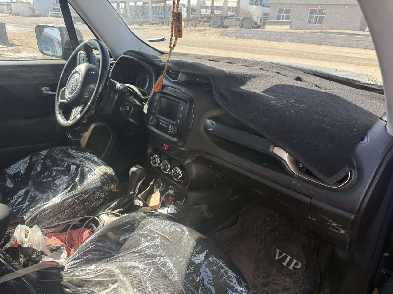 سلام عليكم
موديل ٢٠١٧ محرك ٢٤٠٠ بشرط وكير مكينه صدر كله بشرط حادثه موجود بالسونار رقم شاصي ZACCJBBBOHPG55723

(2017)

وارد امريكي   

الموصفات 

بصمه 

شاشه كبيره

تشغيل عند بعد 

فول تحكم 
فور ويل 
بي اهوايه موصفات بعد

مكان ديالى خانقين 

***********

سعر ١٢٥ وبي مجال
