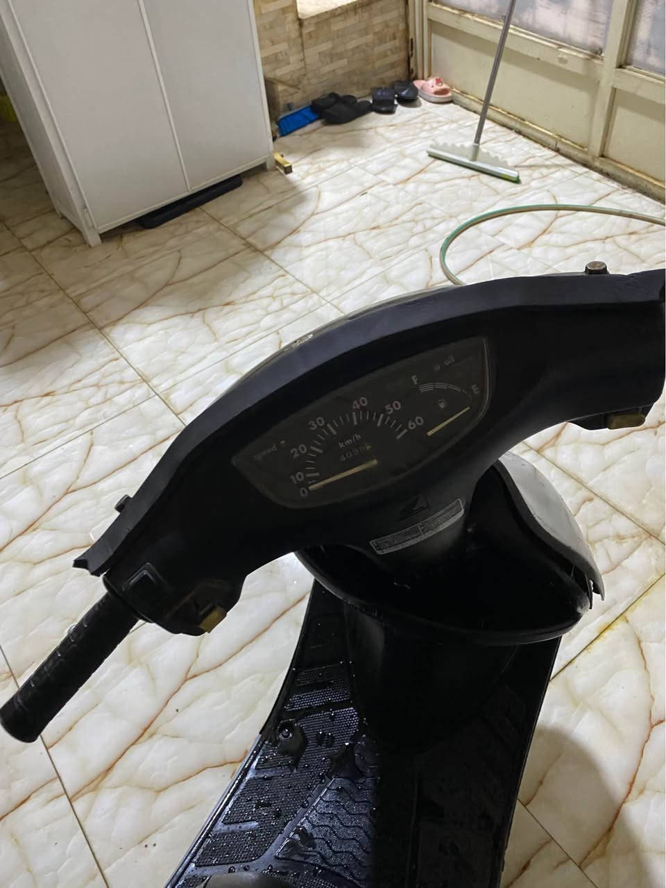 ماتوري هوندا اصلي سلفه همو شتي مزبوته رانية, السليمانية


**إذا كنت صاحب هذا الإعلان وتريد حذفه لأي سبب، رجاءا أرسل رسالة إلى الدعم الفني**