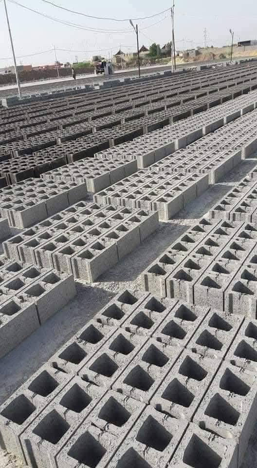 بلوك كلر 
بلوك ناحية شيخ سعد طريق عماره بغداد
معمل بلوك كهربائي اوتوماتيكي ضغط ١٢ طن
فول مواصفات وبأسعار تنافسيه  بلوكه ارتفاع 20
 مستعدون 
لتجهيز كافة دوائر الدوله والمنازل والمدارس
توصيل كوت عامه دجيلي  علي الغربي عماره نعمانيه دبوني سعر البلوك مطروح 
400الف
لتواصل ***********(((***********
