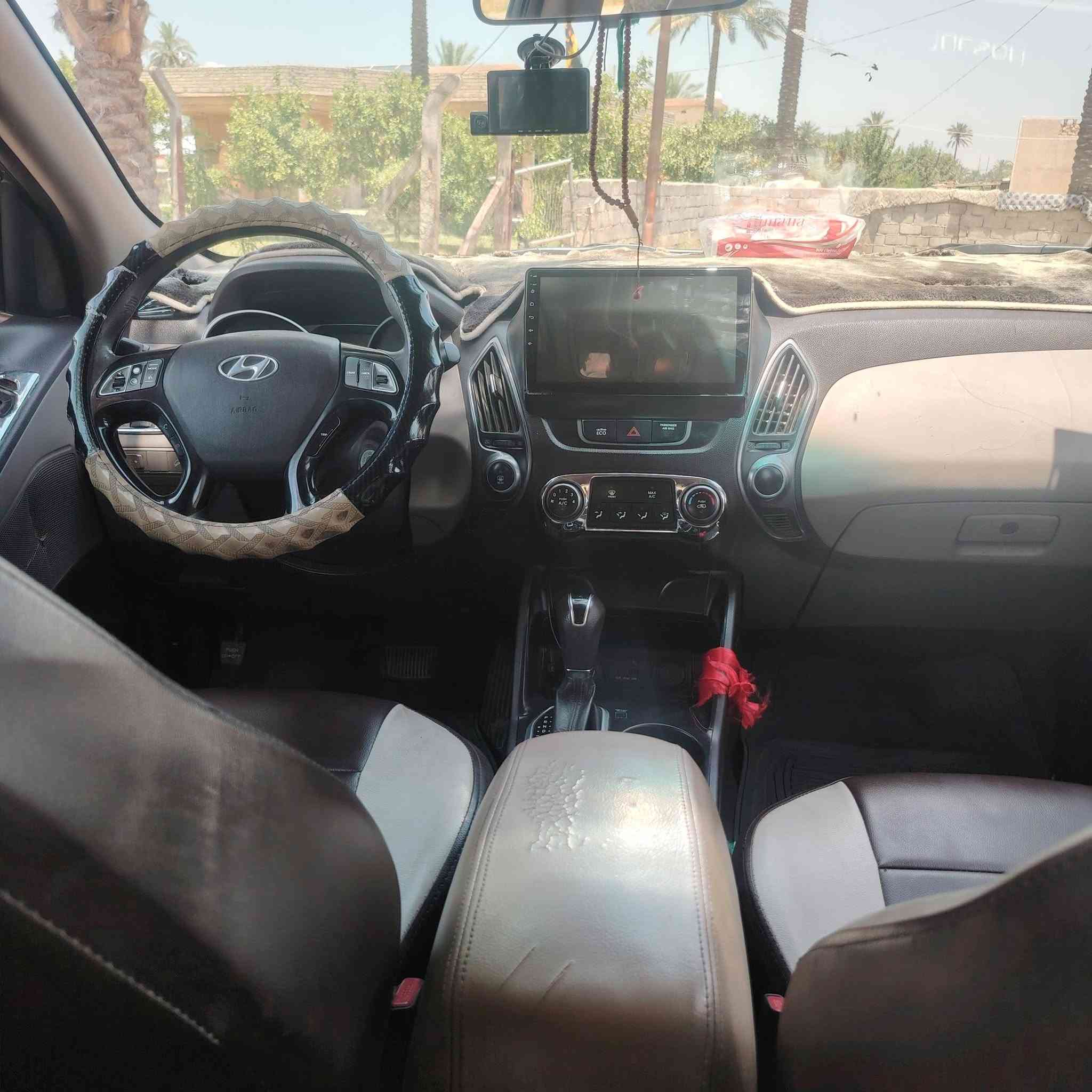للبيع توسان امريكي ٢٠١٥ السياره حادث أمريكا بنيد وربع جاملغ جهت السايق كير كفاله محرك مفتوح بس لا تبخير ولا تنقيص السعر ١١٠ وبيها مجال العنوان بابل جبله للاستفسار أكثر اتصل ***********
