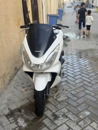 للبيع جيل الثاني محرك١٢٥ حلوه بس البجم بي شخوط ولباقي مابي شي جاهزه رق...