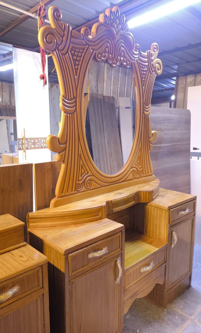 اي واحد يريد غرفه للبيع يعلق ودخله خاص عدي انواع غرف تركي والعراقي وجميع احجام كناتير عمارة, ميسان


**إذا كنت صاحب هذا الإعلان وتريد حذفه لأي سبب، رجاءا أرسل رسالة إلى الدعم الفني**