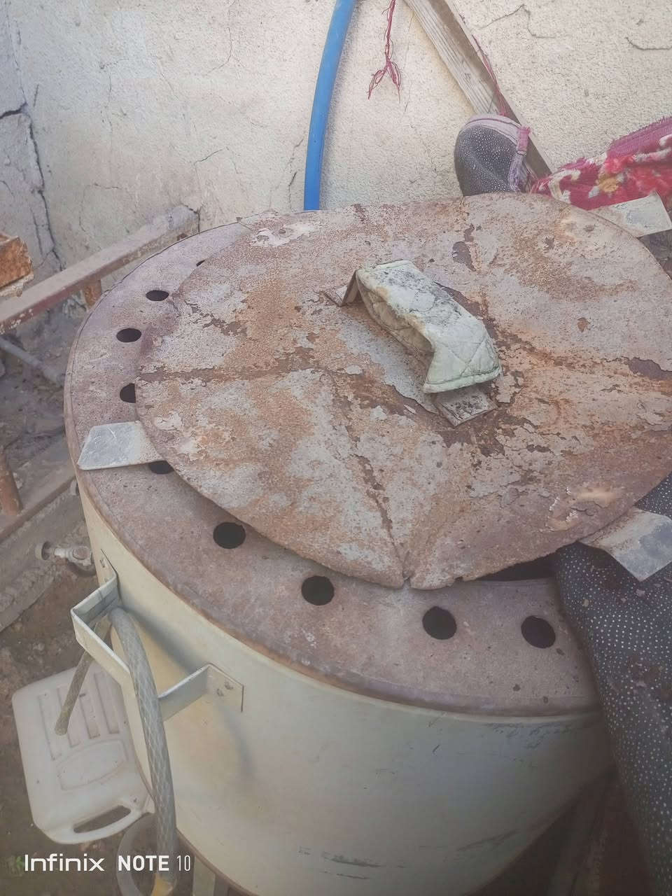 📣 تنور مستعمل للبيع
الحالة: نظيف وشغال وبحالة جيدة.
السعر: 30 ألف دينار.
الموقع: الحلة.
للتواصل: يرجى المراسلة على الخاص (خاص الصفحة/الحساب).


**إذا كنت صاحب هذا الإعلان وتريد حذفه لأي سبب، رجاءا أرسل رسالة إلى الدعم الفني**