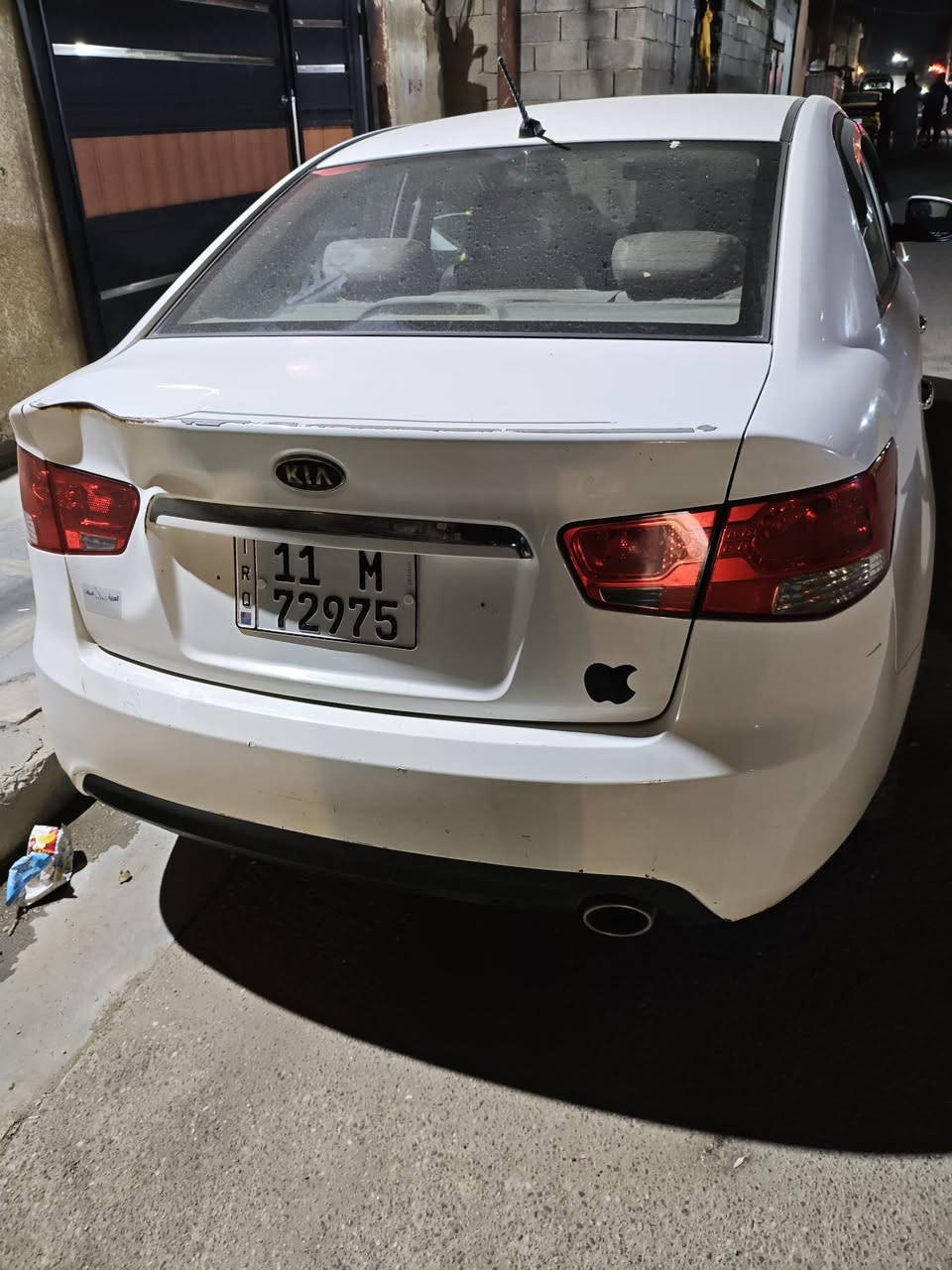 السلام عليكم ورحمة الله وبركاته
اخوان سيراتو خليجي موديل 13 للبيع رقم بغداد انكليزي السيارة باسمي ، بيها قبق الجنطة جهة اليسار موضح بالصور والباب الي خلف السائق بي بارد كد أقل الشبر والدوسة اليمنى بيها ضرر وشخوط بسيطة جدا 

الباقي كفالة 

مكان السيارة بغداد/ البلديات أو الكمالية 

اخوان السعر 105 قفل ما بيها مجال نهائي 
*********** متوفر واتساب واتصال 

محبتي لكم
