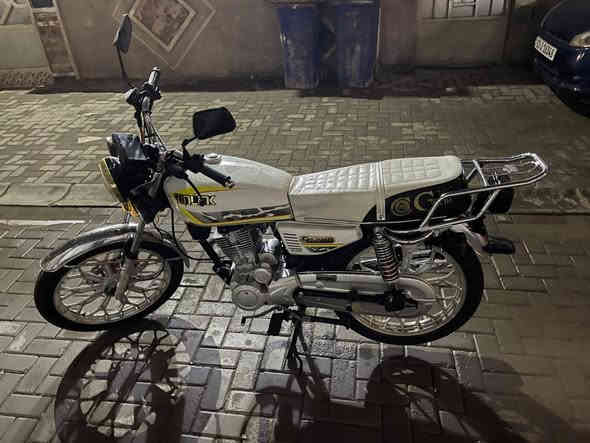 سلام عليكم دراجة سونك موديل 24 زيرو كفالة عامة بصمة عل بوعد أوراق كاملة السعر 900 وبيها مجال بسط بغداد العبيدي ***********
