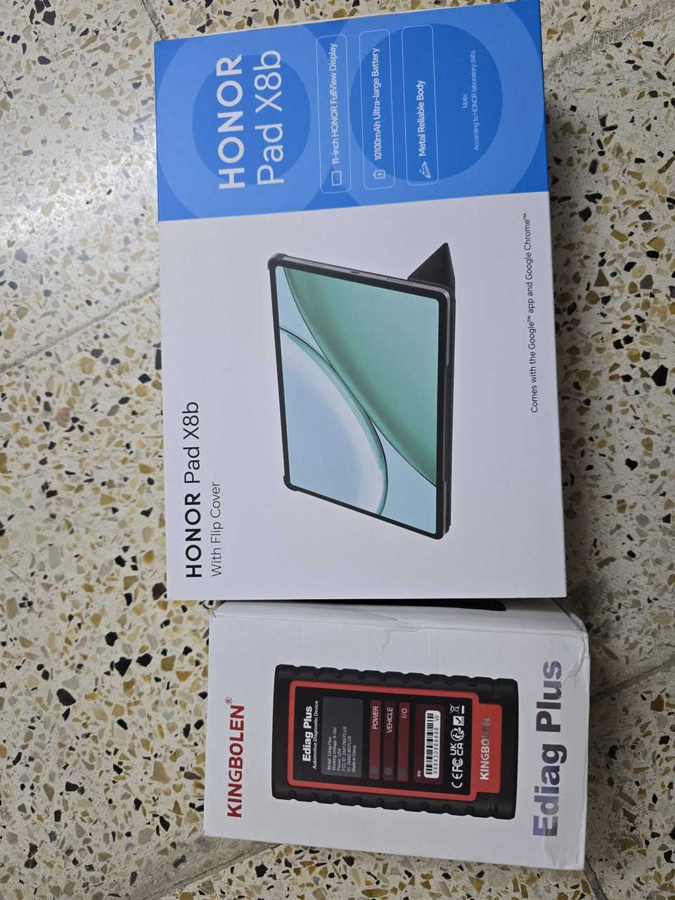 جهاز ثنك دياك 2 كان افدي بلص مع تاب هونر pad x8b بالكرتون
دخول أمريك 2018 وفوق
نظام شجري و مفاتيح
النسخة الفول مع 4 برامج الرسمي مع برامج احترافية 
1) pro diag
2) Xdiag pro3
3) ADS pro
( وليس النسخة العادية) *
مع تاب هونر pad x8b ضمان جبال بالكرتون منصب عليه كل البرامج
 ♦️ اخذت قبل 4 ايام وما استخدمتها بعد
اخدته ((الفيشة مع التاب 730 الف
التاب لوحده 330 الف))
الله شاهد ما مستخدم وكل أغراضه موجوده كفر التاب الأصلي شاحنة كلشي وياه مغلف بعده
♦️ قيم بما يرضي الله ♦️ 
للاستفسار فقط واتساب ***********
