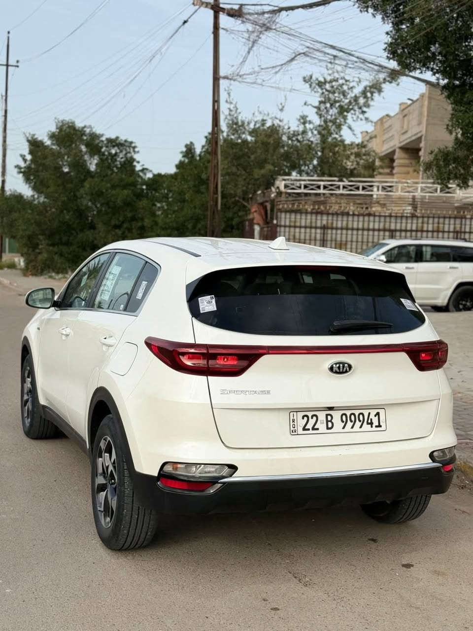 #بيع سريع سبورتج م 2022 امريكي حادث فقط جاملغ الأمامي #السونار مرفق مواصفات نص فول تحكم ستيرن جهتين شاشة كبيرة كامرة خلفية ويل كب كروم تبريد قطعتين ثلج مكينة 2400 فور ويل مانع انزلاق نضام صعود ونزول جبال نضام ايكو اقتصاد بانزين بلاجكتور عدسات سيارة جديدة بمعنى الكلمة وبل خير على الياخذها #السعر 168 بيها مجال بسيط #رقم اربيل جديد بسمي *********** #العنوان بغداد الرصافة
