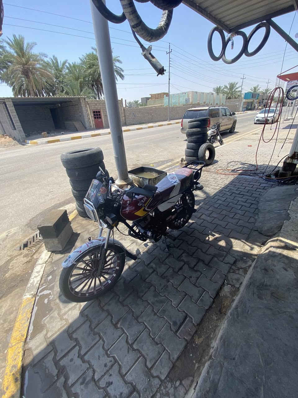 سلام عليكم دراجه للبيع فقط موديل 25دراجه جديده محرك200دراجه مابيه نقص برغي اي ستفسار عرقم السعر 900بيهه مجال للطيبين ***********
