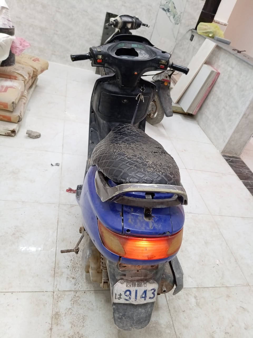 السلام عليكم دراجه فراشه للبيع سعر 250 بيها مجال مكاني بصره والخصيب قرب  مهجران قرب مدرسه الشمس حياكم الله ***********
