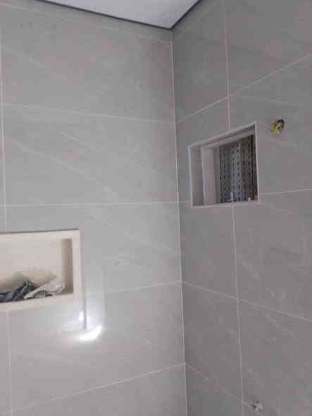 السلام عليكم 
خلفة سيراميك وبورسلين ومرمر متفرغ حاليا 
اختصاص تصفير سكريت 
***********
نشتغل بكافة مناطق البصرة 
من ابو الخصيب
