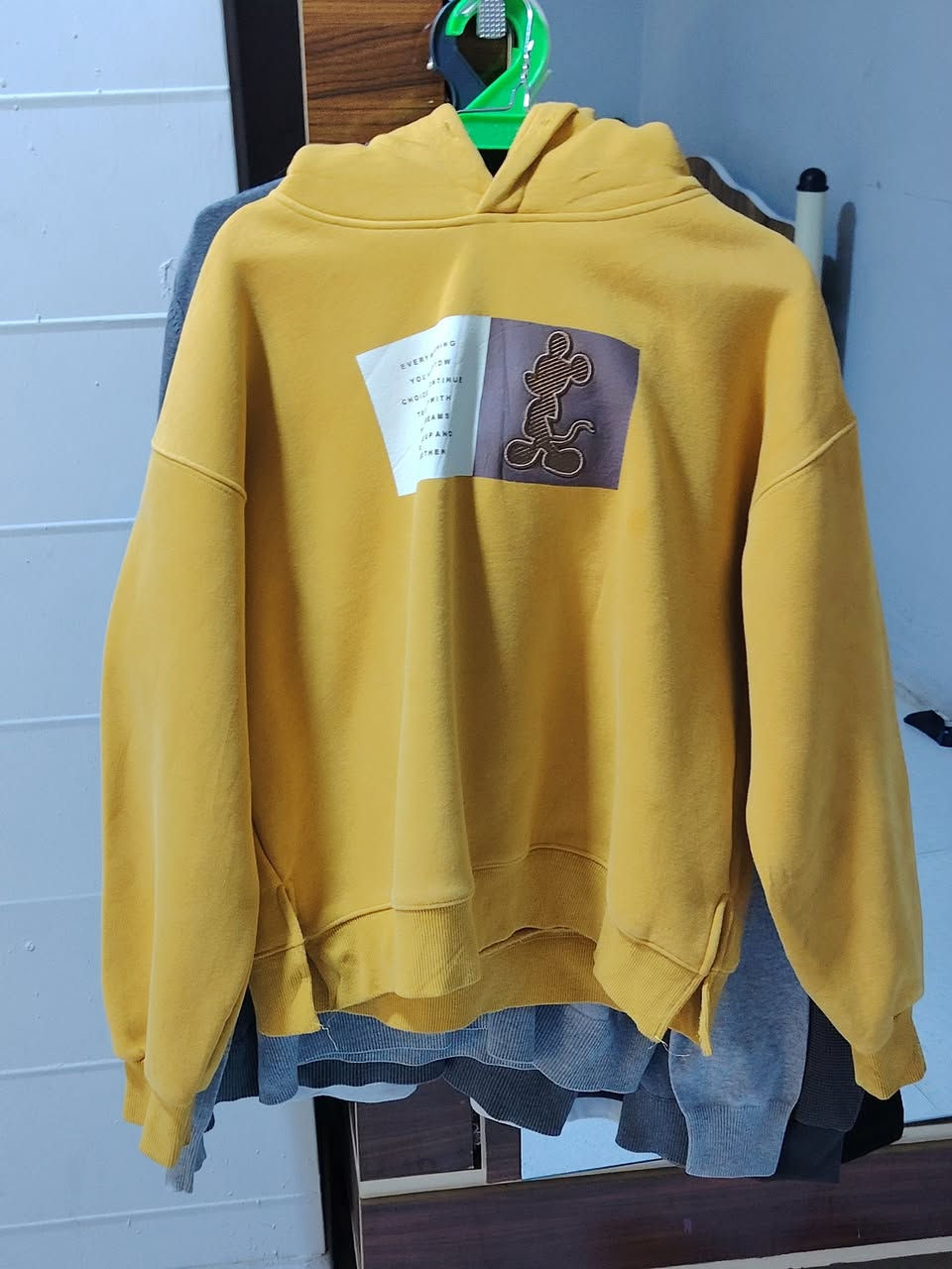 بجايم وتشيرتات 
نضيف  وجديد
 كل قطعه وسعرها


**إذا كنت صاحب هذا الإعلان وتريد حذفه لأي سبب، رجاءا أرسل رسالة إلى الدعم الفني**