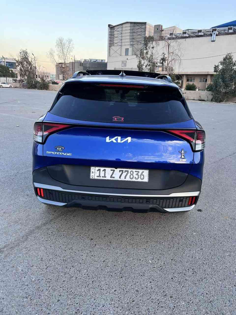 السلام عليكم 
سبورتج اكس لاين 2023 وارد امريكي رقم بغداد مكينه 2500 صبغ جاملغ فقط بدون دواخل بدون ايرباك ماشية 25 
السياره جديده ونظيفة كلش احلى من الصور 

بصمة . كشنات جلد . بانوراما . كشن كهرباء . شاشه متصله . جنطه كهرباء . شحن وايرلس . رادار امامي خلفي وباقي المواصفات معروفة

مكانها بغداد العامريه 
السعر 22500 وبيها مجال بسيط
***********
