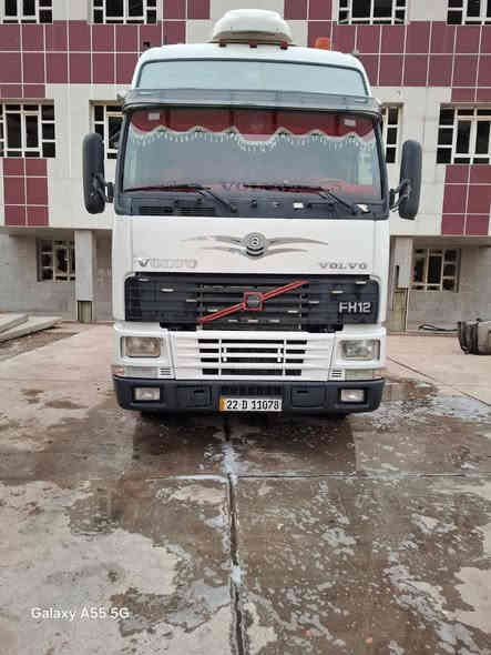 السلام عليكم فالفو موديل 2002
حجم 420 كير اكسل بشرط  تخم تاير جديد رقم اربيل 
عربنه مربوط بل سنويه تاك تاير  عنوان طوز 
رقم الهاتف📱 ***********
