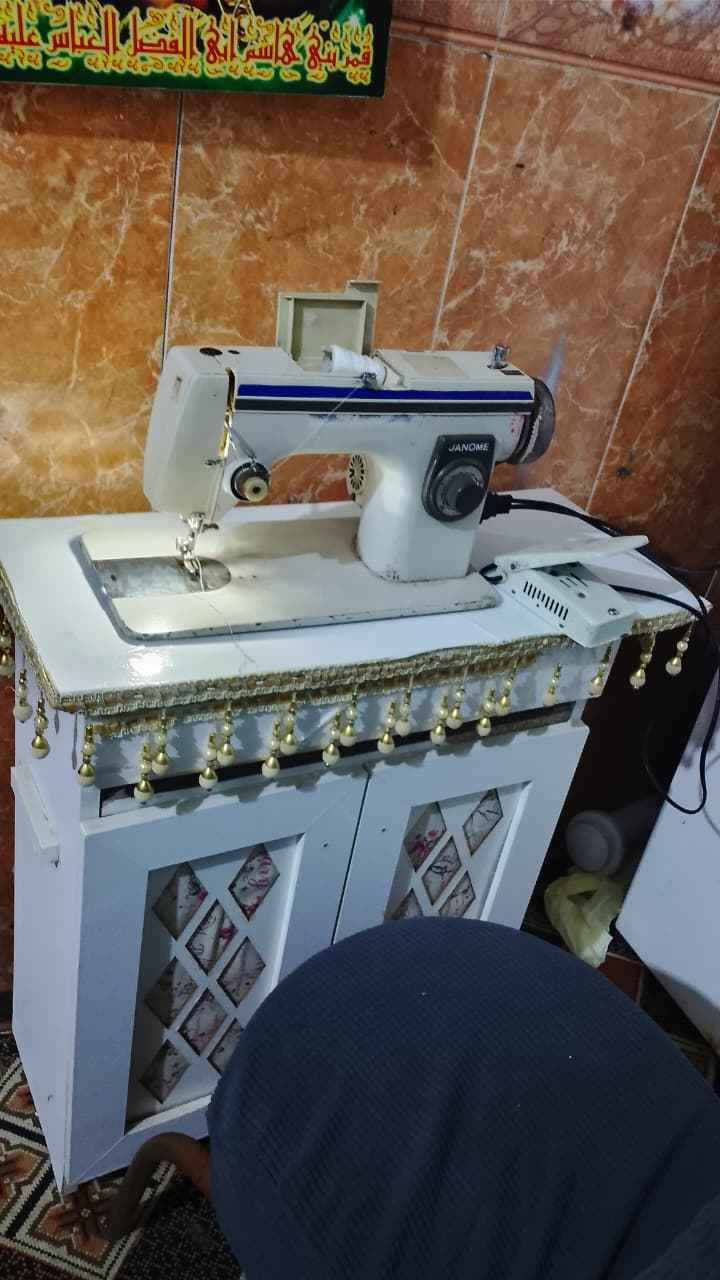 ‎مكينة خياطه للبيع مديل ياباني قديم نضيفه مستعملة للتواصل *********** السعر ١١٠الف وبيهه مجال‎ عمارة, ميسان

