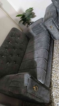 تخم قنفات • ٧ مقاعد