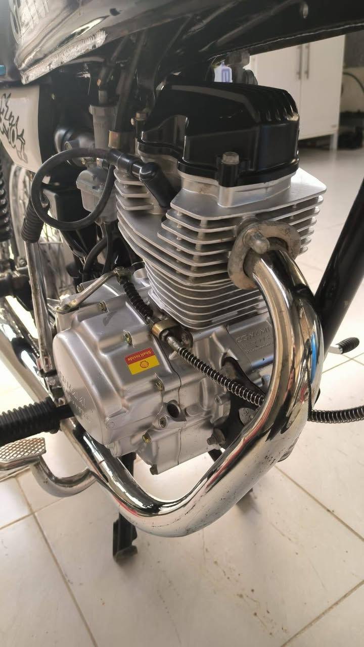 سلام عليكم درجة اللبيع تعميره جديده غراض كله اصلي شرط محرك سيجي نامه عنوان البصره جزيره شط العرب قرب جسر خالد سعر 750 وبيه مجال رقم ***********وتساب فقط الهاتف
