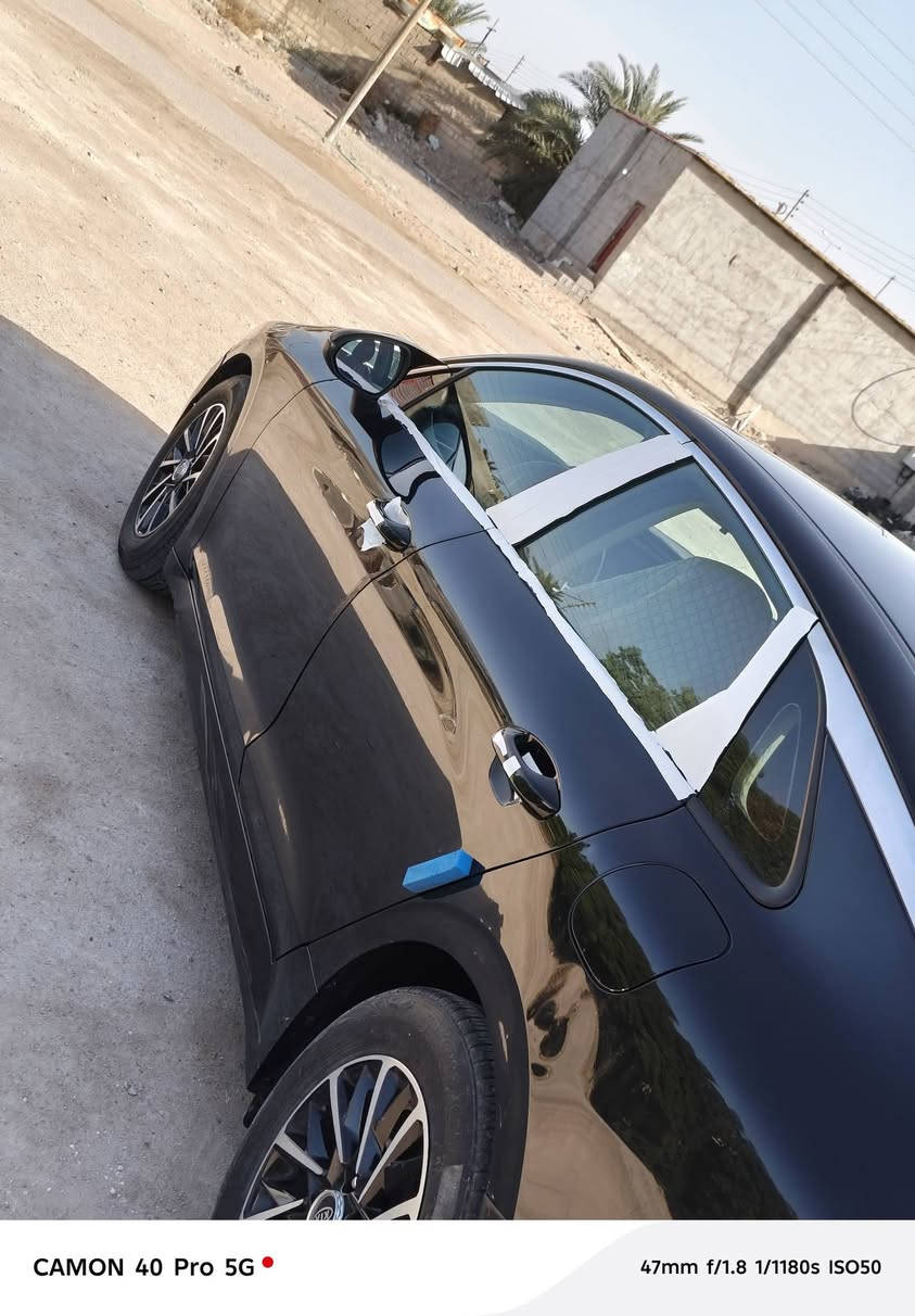 كي فايف موديل 21حادثه موجود إب صور رقم معوقين سعره 138وبيه مجال  إلي مو شراي لا يتصل ***********
***********
