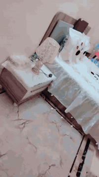 سلام عليكم غرفه للبيع سعر 300بي مجال رقم مبيل ***********
