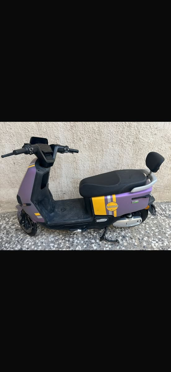 سلام عليكم دراجة شحن ريان نضيفة للبيع 600 مكاني كرادة ***********
