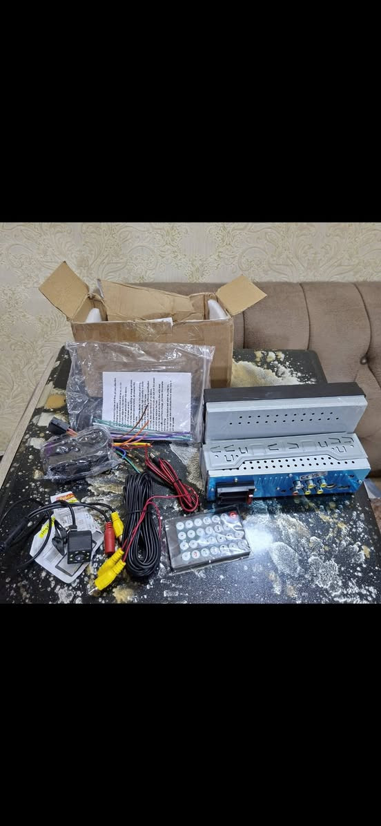 السلام عليكم
شاشات سيارات حجم ٧ انج و كذلك حجم مسجل السيارة طابق واحد و طابقين تدعم انظمة ابل كار بلي و اندرويد اوتو

السعر بلاش ٣٥ الف مع التوصيل


**إذا كنت صاحب هذا الإعلان وتريد حذفه لأي سبب، رجاءا أرسل رسالة إلى الدعم الفني**