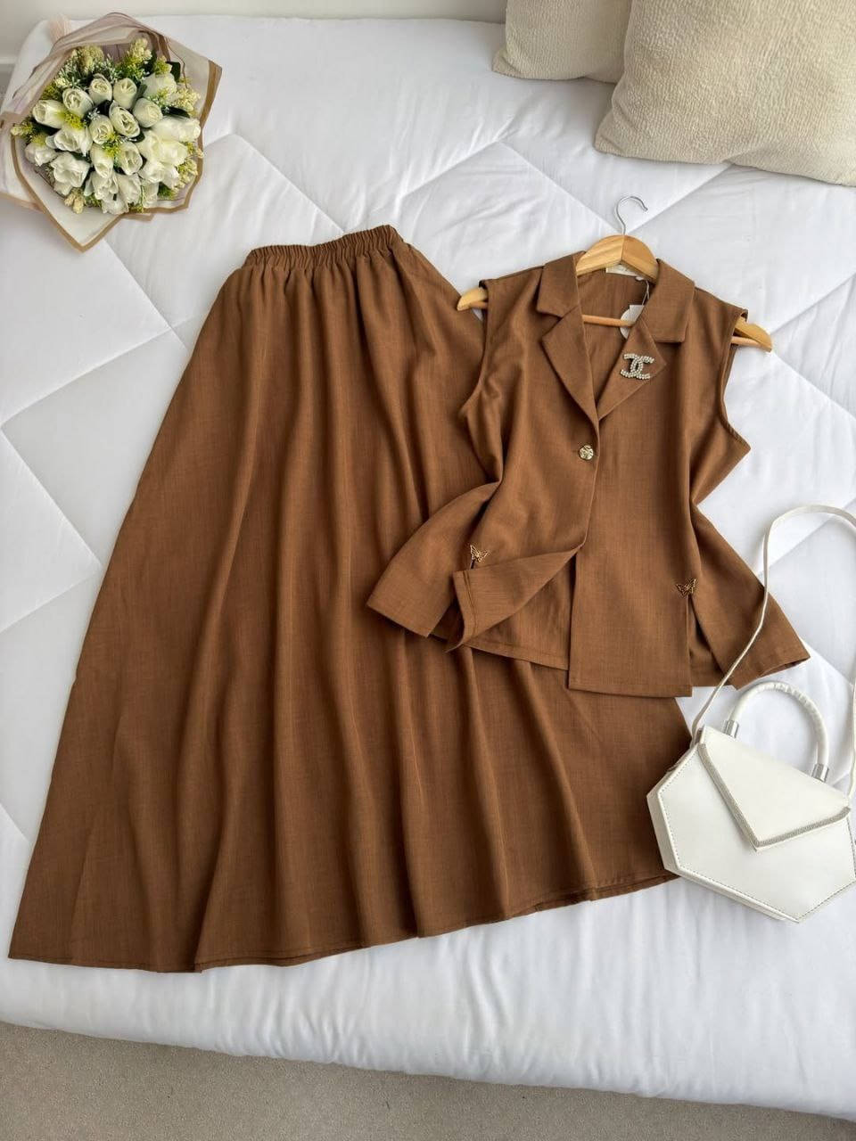 🌹بسم الله الرحمن الرحيم 🌹

آن هہ‌‏ذآ لرزقنآ مـآ لهہ‌‏ مـن نفاد💎
 
الجمال والاناقة كولكشن العيد يبدأ من هنا 

طقم قطعتين يلگ + تنوره حيل نازك بالبس 🥹

نوع الخامه  كبلك تركي  كوالتي عالي 🇹🇷

القياسات :38-40-42-44-46-48 

كوالتي عالي الجودة شرط الفحص بوجود المندوب 

#فستان #رمضاني #ملابس #اكسبلور #
#ملابس #نسائيه #احدث #الموديلات #


**إذا كنت صاحب هذا الإعلان وتريد حذفه لأي سبب، رجاءا أرسل رسالة إلى الدعم الفني**