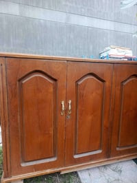 بوفية قديمة ثقيلة كلش 6 ابواب /  السعر 60 الف   07712878712 / بغداد