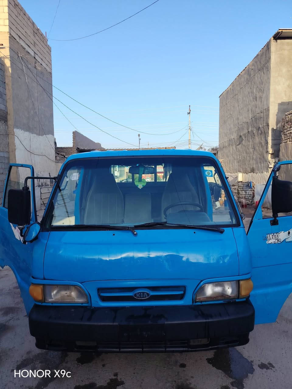 كيا للبيع موديل 96 رقم بغداد مكان كربلاء*********** السعر 58 ارجو من المشتري فقط اني اتصل شكرا
