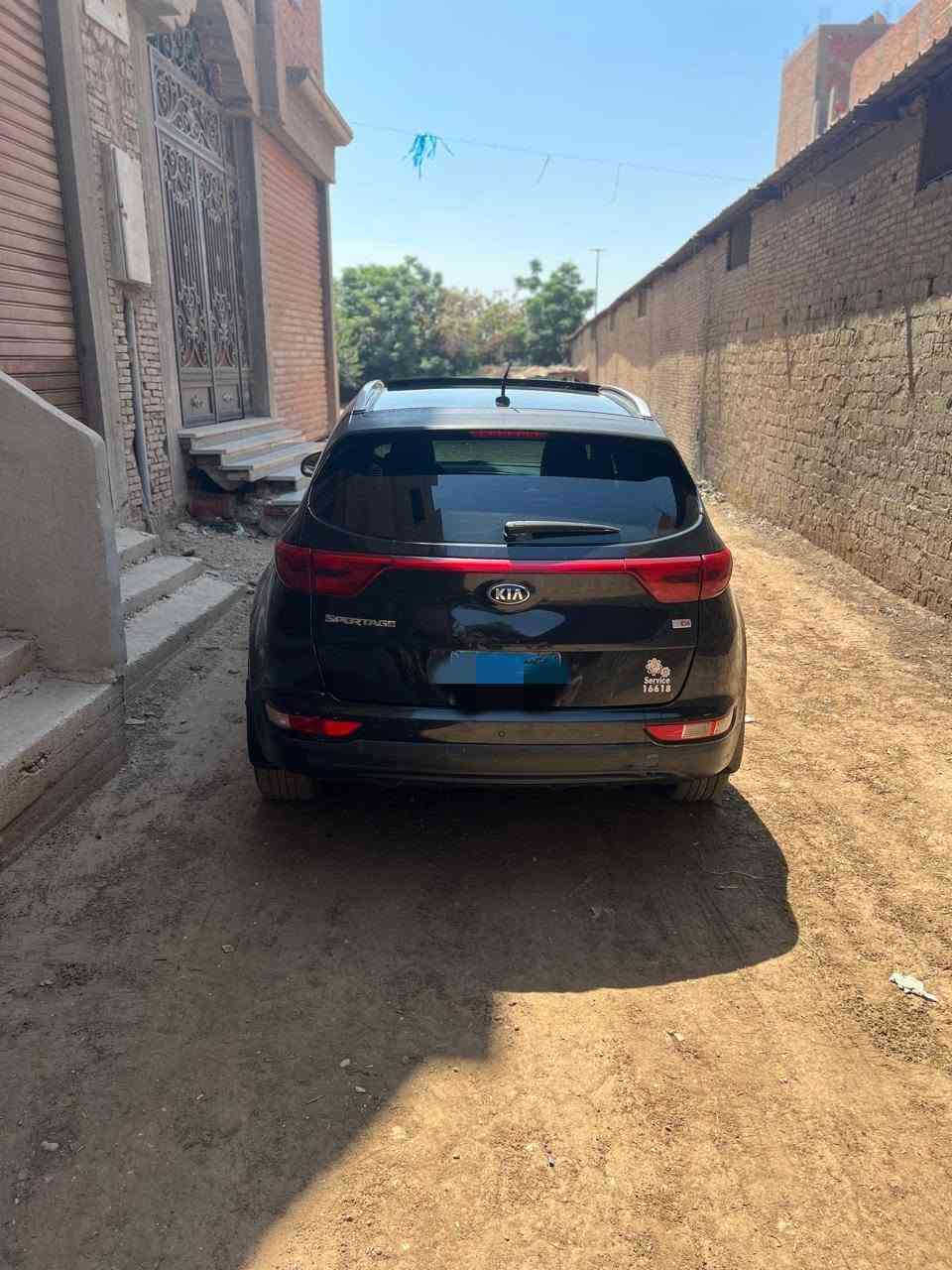 للتواصل01033281691 
كيا سبورتاج 2018 الفئه الثالثه بلس فابريكا بره وجوه بالكامل عفشه وموتور وفتيس بحاله الفابريكا مش محتاجين ولا جنيه نهائي العربيه ما شاء الله كسر زيرو صالون بحاله الفابريكا كراسي جلد على الفابريكا ارضيه جلد على الفابريكه وعندي استعداد اكشف  في اي مركز  الله يبارك لصاحب النصيب إمبابة, الجيزة


**إذا كنت صاحب هذا الإعلان وتريد حذفه لأي سبب، رجاءا أرسل رسالة إلى الدعم الفني**