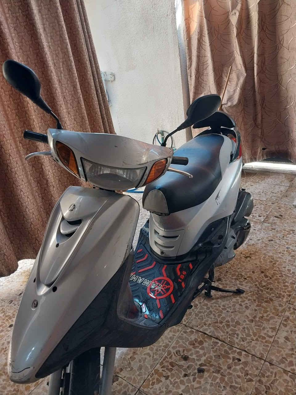 دراجه اكزز محرك ابلادي ممفتوح كهربائيات شغاله سلف وهندر تشتغله شعله ومعدل كفرات اصليه دراجه جديده السعر ٦٥٠ مكاني حريه رقمي ***********
