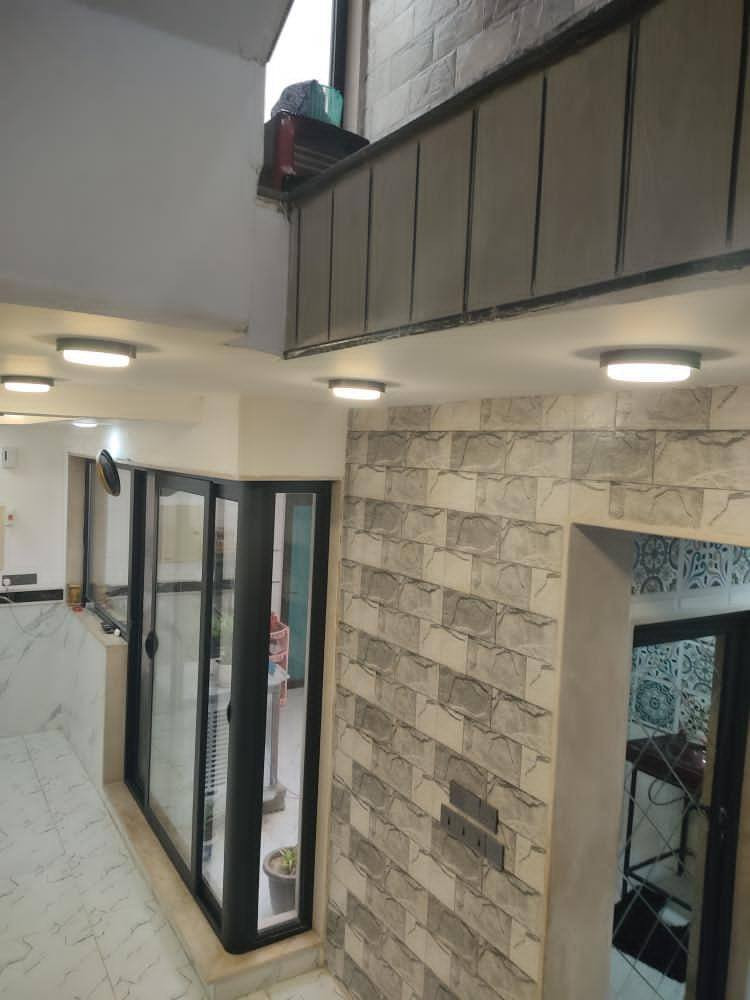 عروض مكتب اساور للعقارات
دار للبيع في حي الرفاق

200 متر واجهه 10 طابقين

بناء حديث

شارع تبليط

موقع مميز جدا قريب من سايدين

سند طابو الزهور

شرط التحويل

شروق

استلام فوري

لمعرفه السعر اكتب تم ليصلك على الخاص

للاستفسار زياره المكتب سايدين البحرين مقابل مطعم احمد الحاج صلاح

***********

***********
