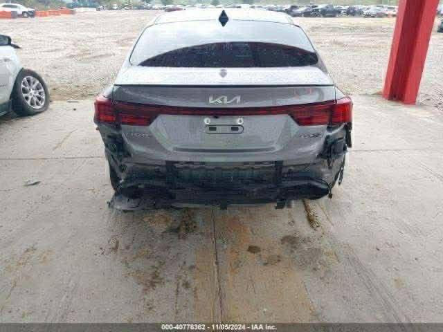 السلام عليكم فورتي جيتي لاين موديل 24 ماشيه حاليا 17 الف كيلو مو ميل حادثه مرفق بالصور بدون دواخل بدون اييراك بدون تبديل جاملغ خلفي نفسه معمر  بغداد باسمي مكانها بغداد جديده عارضها182 وبيها مجال بسيط 
مواصفات بصمه تشغيل عن بعد رادار امامي خلفي جانبي شاير مري مانع تصادم قياده ذاتيه مانع انزلاق اوتو هولد سايد بريك بصمه 
***********
