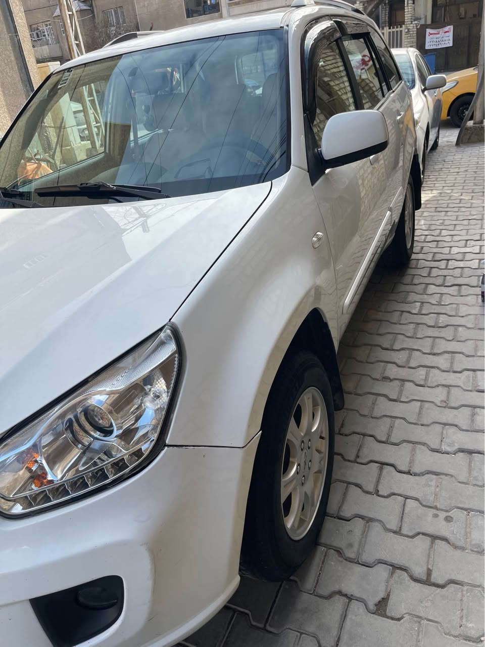 السلام عليكم مكلف بلنشر شيري تيكو موديل ٢٠١٣ ماشيه ٨٠ الف محرك كير تبريد خير من الله سيارة  سونر مرفق ويه المشور السعر ٧٠ اوبيه مجال بسيط الستفسار ‭٠٧٧١ ٨٧١ ١١٦٣‬ مكان حي القاهرة بغداد, العراق
