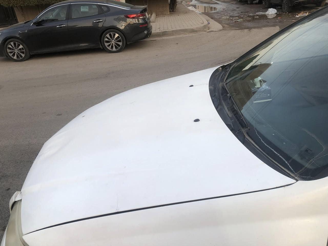 نيسان سني ياباني البدي كوري 2009  ماشيه 130 الف بيها خشم البنيد والالباب من جهة السايق ومعدله موضحه بلصور سعرها 92 ورقه للتواصل عبر الواتساب او الماسنجر ***********
