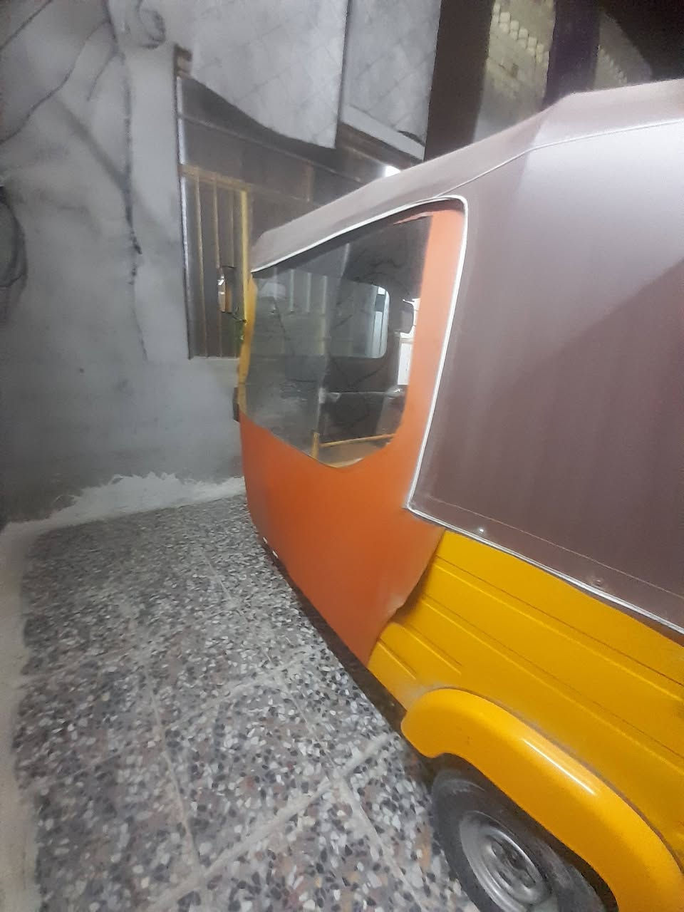 سلام عليكم تكتك لبيع مودل عشرين شهر اضنعش رقم سنوية تحول ذاني يوم تخم تاير محرك جديد ك
كهربايات  شغالة المكان بغداد حي اسلام ***********
