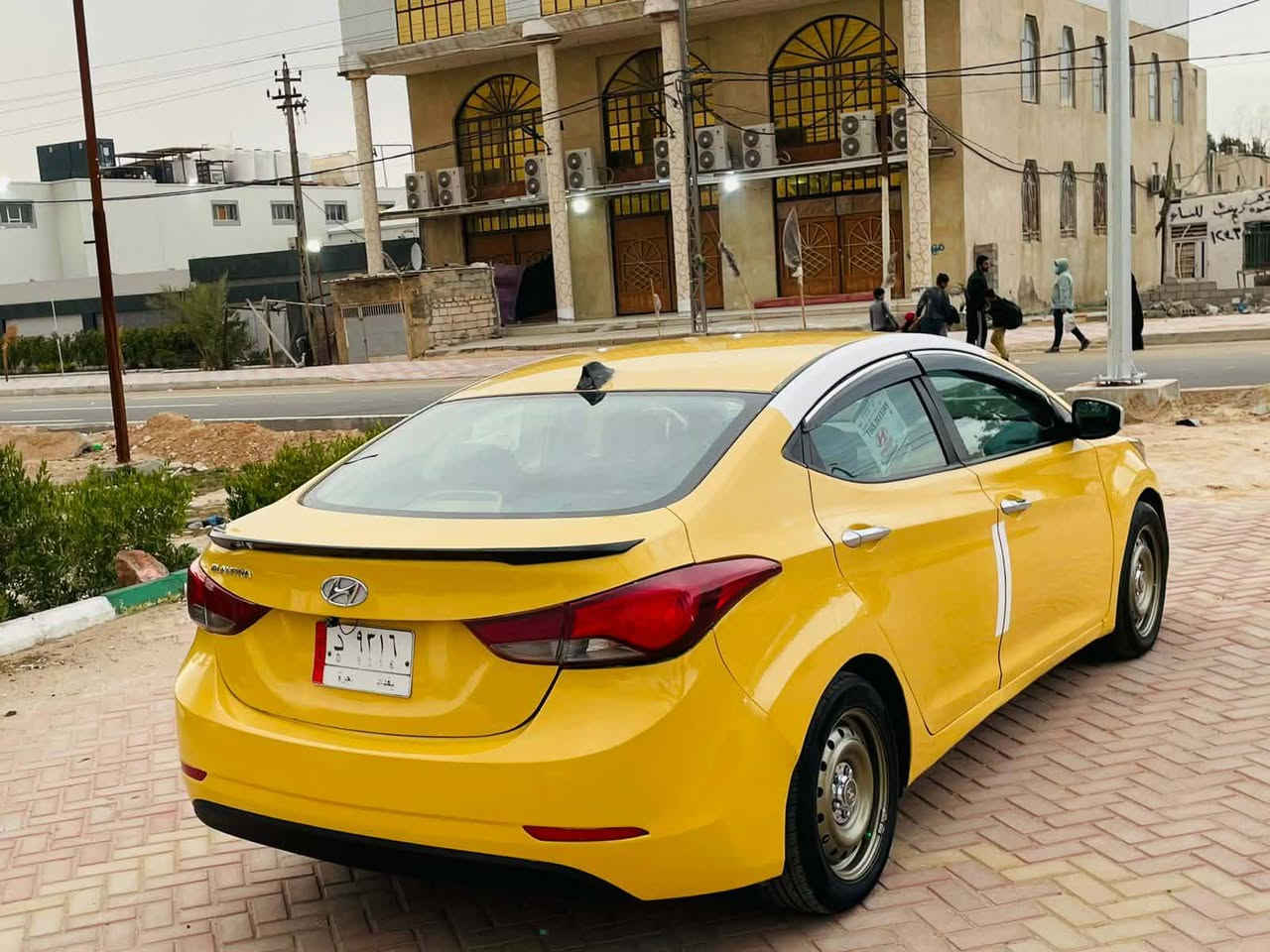 السلام عليكم النترا مديل 2016 وارد امريكي حادثه دور جاملغ خلفي بدون دخل فقط والباقي مكفول كفاله عامه كله ليبل وحد موصفات تحكم شاشه كامره مكينه 1800 دوش سنويه لغاية 27 مصفره هيه وغرامات السياره جديده حيل وجاهزه واي نقص مابيه كير مكينه مكفولات حداديه تخم تاير تبريد ثلج السعر 112 لاستفسار اكثر لاتصال على الرقم (***********) مكان السيارة كربلاء مكلف بل نشر
