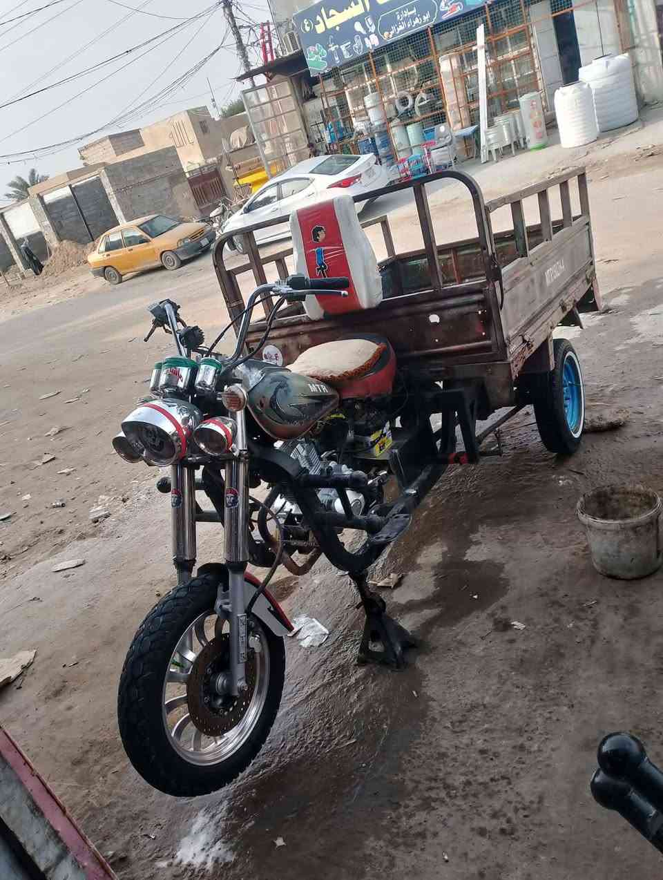 سلام عليكم ستوته للبيع كلك كلك مكفوله عن السرقه سويلك مكاتبه ستوته نضيفه حيل كله جديد مكينه 26ستوني شادها الشراي يتصل ***********
