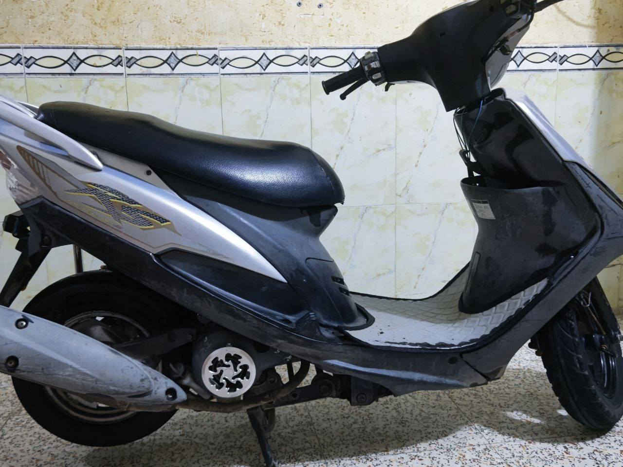 سلام عليكم ماكس عدله  لبيع صاله شهر من طالعه دراجه نضيفه تشتغل سلف هندر ***********6 ما مفتوحه  برغي كله عل بلاد
