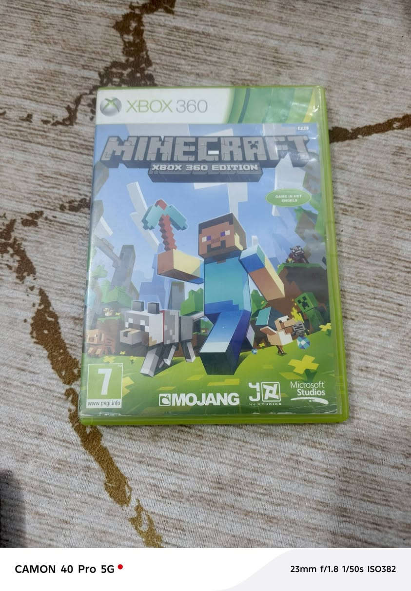 بلي اكس بوكس 360 اسلم مهكر كل ملحقات وياه كامله 3 يدات و كامره
وسعر 100 الف وبي مجال 
تواصل خاص 
او واتساب  ‏‪***********‬‏
