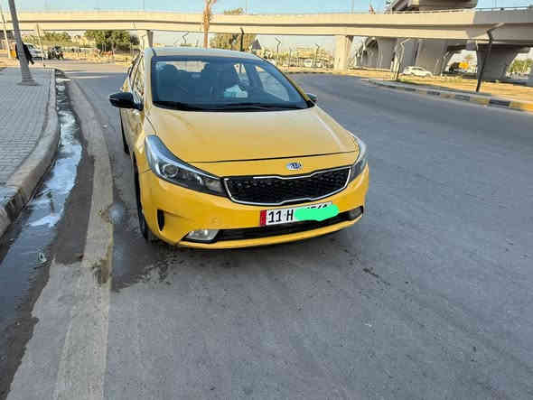 السلام عليكم 
سيراتو 2016 شكل ال17 
خليجي السياره خير من الله 
مكينه كير لا تنقيص ولا تبخير 
السياره بيها طخه بلبنيد بدون لا شاصي ولا لغد 
مواصفات فول مواصفات من عده الفتحه. 
بصمه 
بصمت ابواب 
شاشه +كامره  
تحكمات ستيرن 
حساسات
وضيعات قياده 
تتفئه كشتات وستيرن
كشنات جلد 
مري شفط 
جنطه ذكيه  
وبعد بيها هواي مواصفات 
السياره جاهزه من صدر امامي خلفي 
تخم تاير 
السياره بسمي رقم جديد 
سنويه ل28 
هزه جديده 
مصفره هيئه غرامات 
السعر112 وبيها مجال. 
مكان السياره بغداد 
***********
