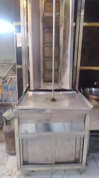 بغداد العبيدي • معدات مطعم • شبه جديد