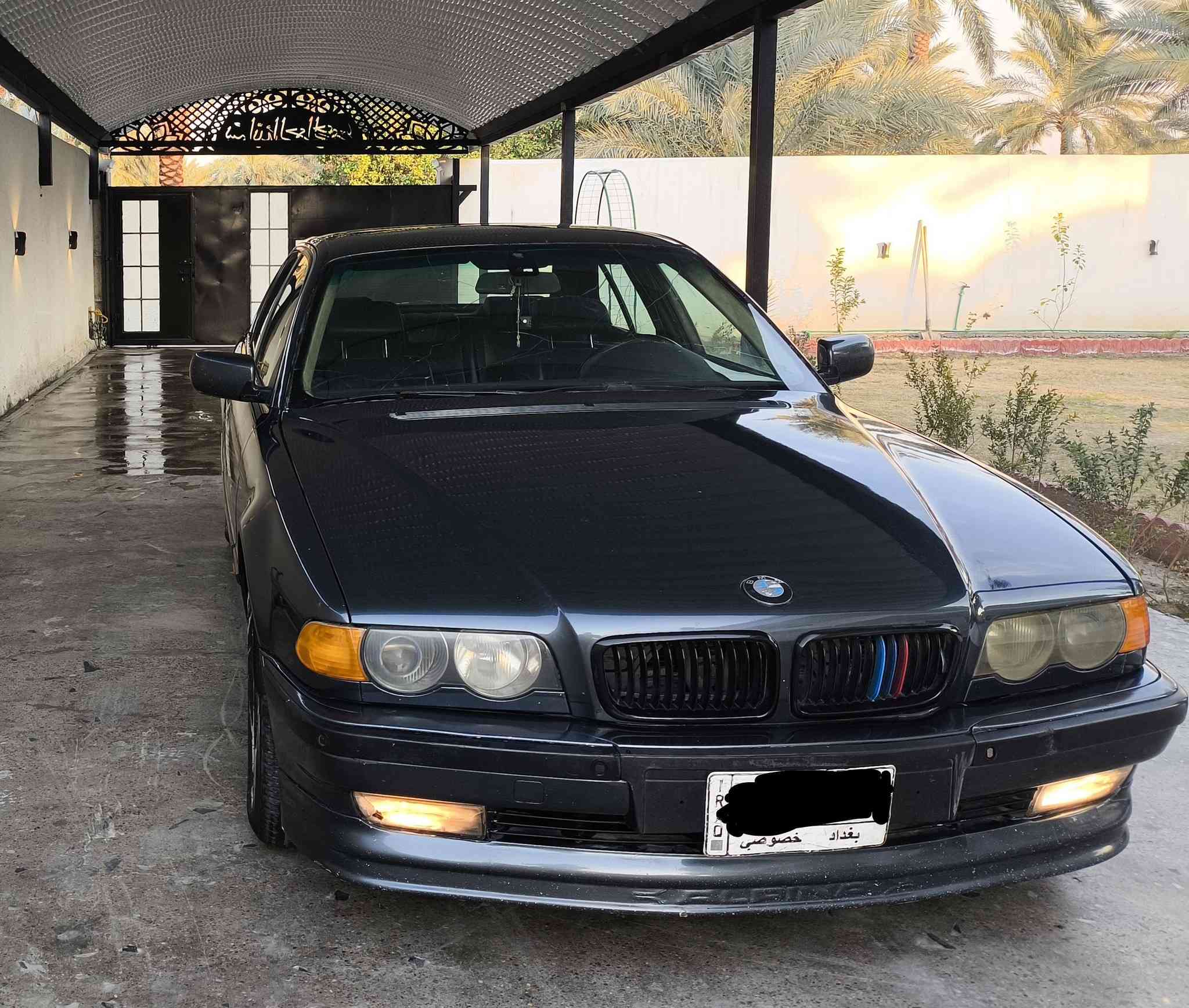 السلام عليكم....
للبيع خفاش e38 موديل 1995 محدث 2000 السيارة مصبوغه صبغ عام تبريد شغال غرفتهه مرتبة 
السعر 65$  وبيهه مجال للطيبين تجي تشوف السيارة وتشلع عيوني 
مكان السيارة بغداد 
***********
