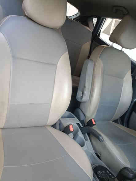 السلام عليكم
اكسنت هاج باك 2016 وارد امريكي 
رقم بغداد اللون ابيض المرغوب 
السياره حادثها جاملغ ايمن وضربه جاملغ ايسر بل الدوسه 
السياره نظيفه مكينه وكير وتبريد وداخلها نظيف جدا 
وعل الفحص تجي وتشوف وتدلل 
مكينه ١٦٠٠    gdi  وماشيه ٧٠ الف كيلو 
السياره مواصفات عاديه نظام ايكو تحكم استيرن ومانع انزلاق وشاشه عرض 
السعر ٩٢ 
للاتصال ***********
مكان السياره بغداد المنصور
