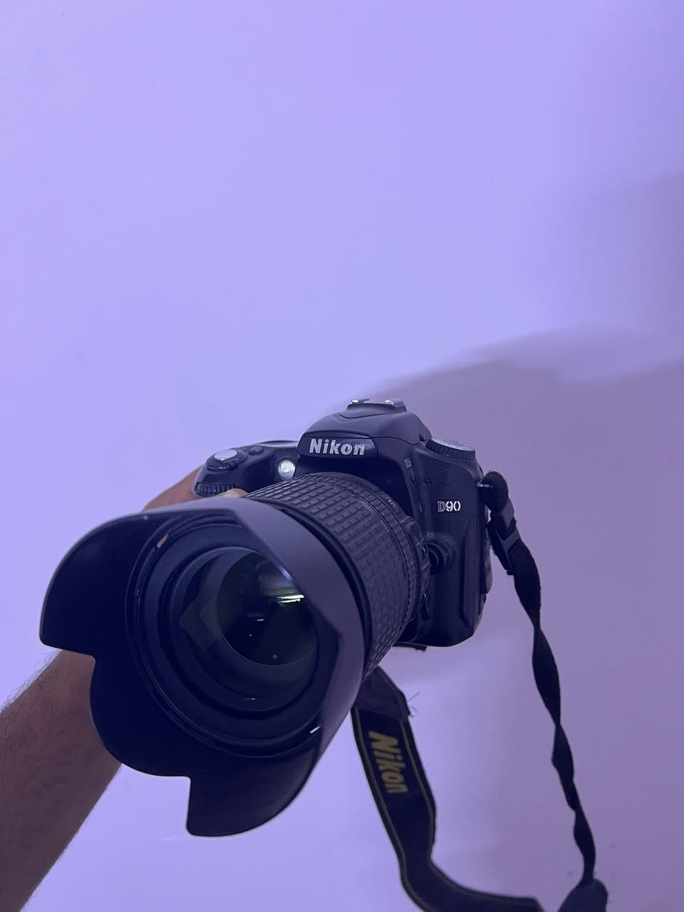 السلام عليكم نيكون d90 عدسه 105 نضيفه بدون اي مشكله شاحنه ورام ٣٢ سعر ٢٠٠ رقمي *********** مكاني بغداد طارميه
