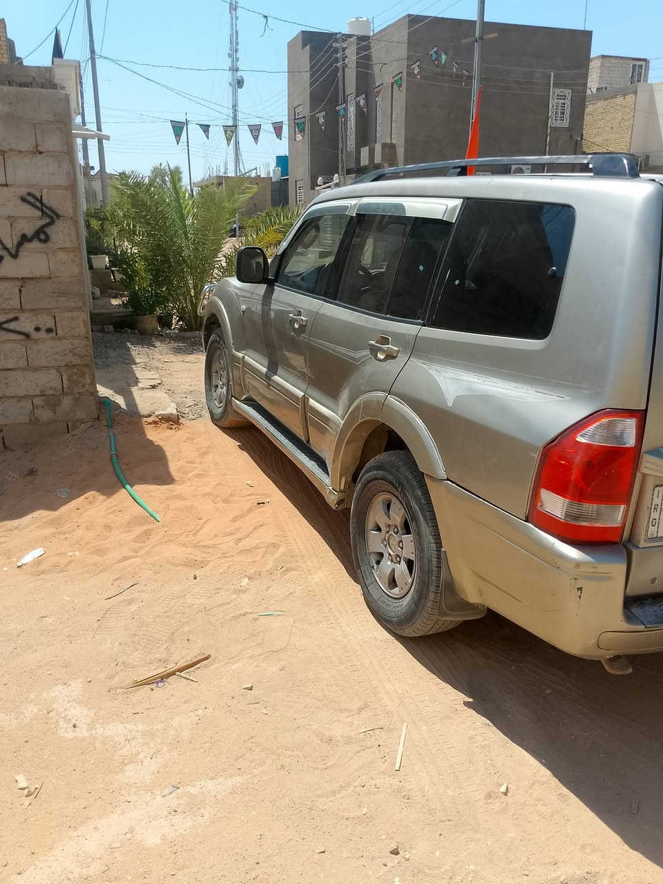 باجيرو مكفوله من الصبغ عده جاملغ بي شخط اومصبوغ كير محرك تبريد زينات رقم بغداد نكليزي بسمي مكان نجف سعر 75بيه مجال قليل ***********
