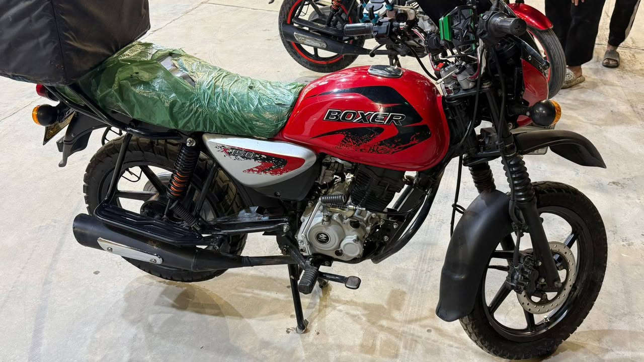 سلام عليكم بوكسر موديل 2023 دراجه جديده ماشيه شي قليل رقم وسنويه ديالئ تحويل ثاني يوم مكفوله كفاله عامه مابيها نقص برغي سعر 2.800وبيها مجال
مكاني بغداد بياع
رقم ***********
