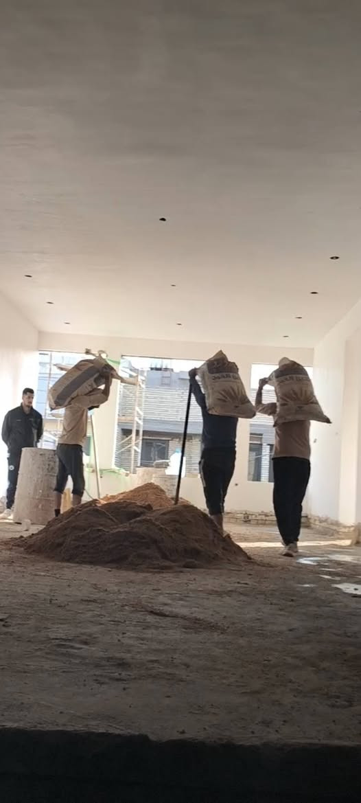 سلام عليكم كادر تصعيد على ظهر كافة مواد البناء مكانه بغداد أتصل وبخدمتك ***********
