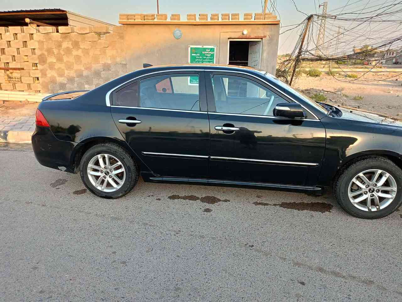 اوبتما ٢٠٠٩
فول موصفات ماعده الفتحه
 بصمه تشغيل عن بعد مري شفط اشاير بالمري 
كامرا شاشه كشنات جلد تدفئه بالكشن كشنات كهربائيه مكينه الفين رقم اربيل مطابق للسنويه والشاصي ولبيلات الباب كله مطابق مكانه واسط ***********
