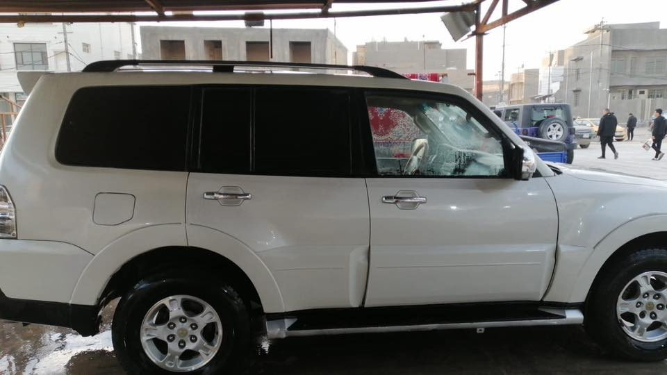 باجيرو 2009 سياره حلوه وجديده وجاهزه ماشيه 150 رقم شمالي بيها ضربه بسيطه بالجاملغ الخلفي وبيها صبغ حداديه تخم تاير كير مكينه كلها حلوه السعر 100 مع المجال مكاني ديوانيه ***********
