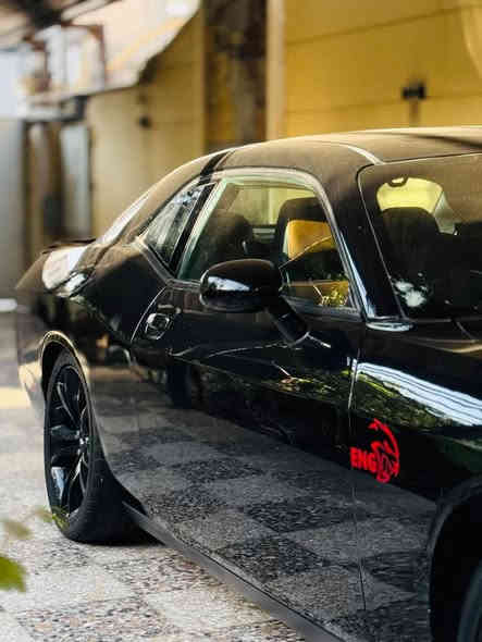 يا الله
السلام عليكم إخوان

دودج تشالنجر بلاك توب 2017
Dodge Challenger Blacktop 2017
رقم شمالي باسمي وهزّة بعدها جديدة
ماشية 70

بصمة + بصمة أبواب
تشغيل عن بُعد
كشنات جلد لونين + كهرباء
تدفئة كشنات + ستيرن
مود درايف سبورت
شاشة كبيرة
ویل بلادي أسود مال بلاك توب
كير ومكينة وشواصي مكفولة
حادثها مال أمريكا جامرلغ وبنيد 
وهنا بلعراق طخه بجامرلغ خلفي 

مرفق صور السيارة
السيارة بحالة جيدة وجاهزة من الله
سعر السيارة 158 وبيها مجال 
مكان السياره بغداد البياع  

هذا رقمي *********** بي واتساب
