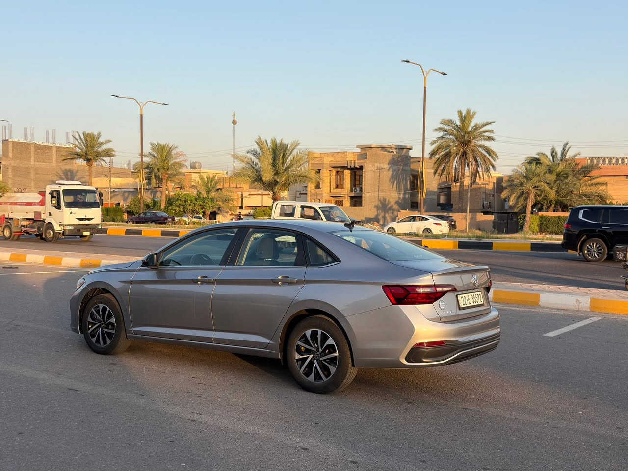للبيع فولكس فاغن جيتا 2022 فئة S
كلين تايتل ممشى 73900km 
السعر 175$
للاستفسار ‭***********‬
محرك 1.5 تيربو بقوة 158 حصان، قير أوتوماتيك 8 سرعات، اقتصادية جداً بالوقود، شاشة تدعم Apple CarPlay وAndroid Auto، كاميرا خلفية، نظام مراقبة النقطة العمياء، مثبت سرعة، مصابيح LED، عدادات رقمية.

السيارة بحالة ممتازة وخالية من المشاكل، جاهزة للفحص
